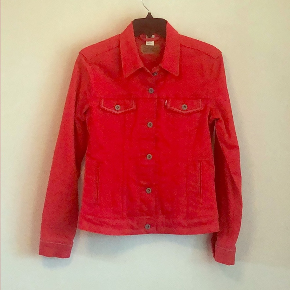 Women’s Levi’s Red Jean Jacket size M